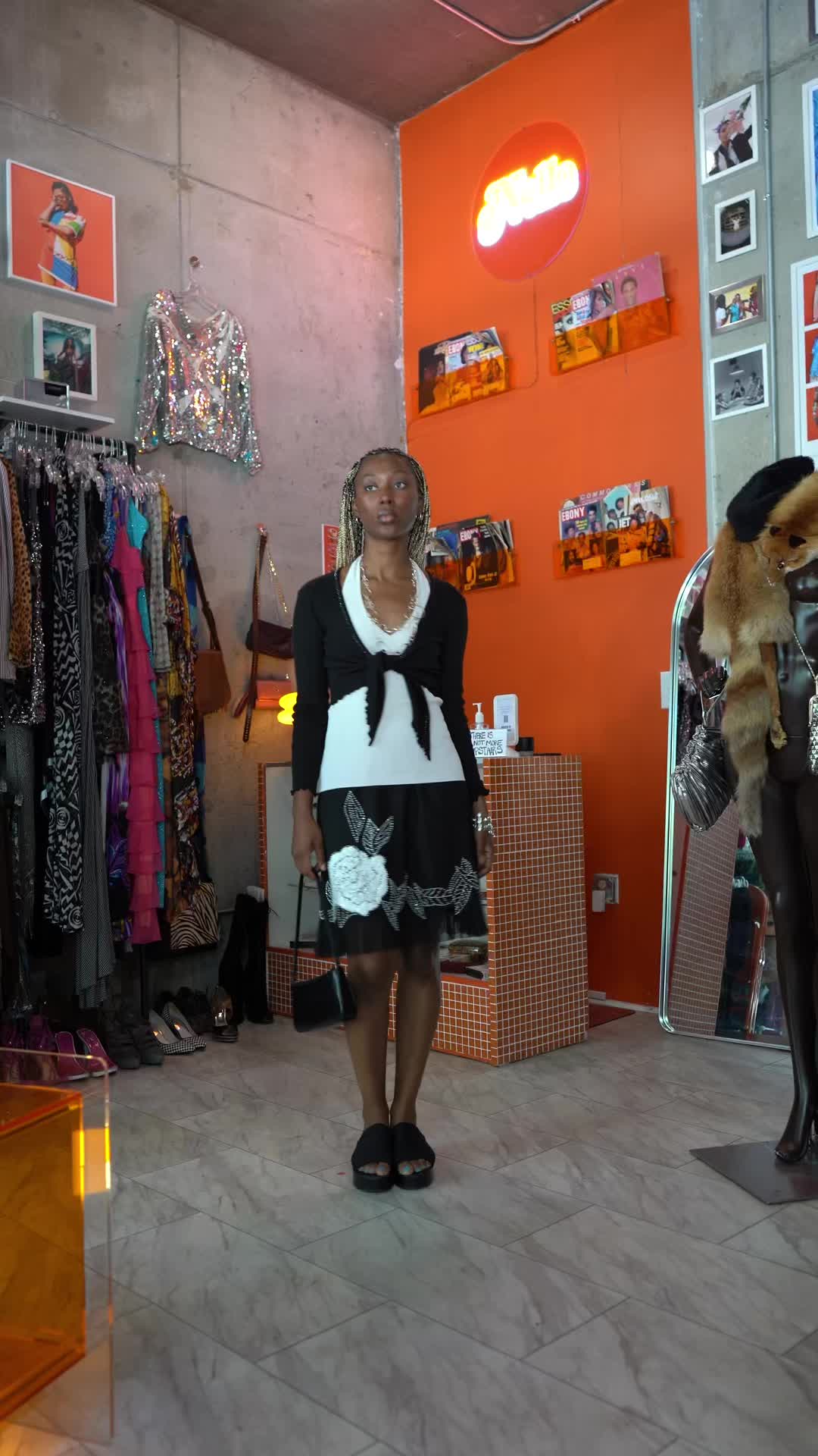 @NelloVintage