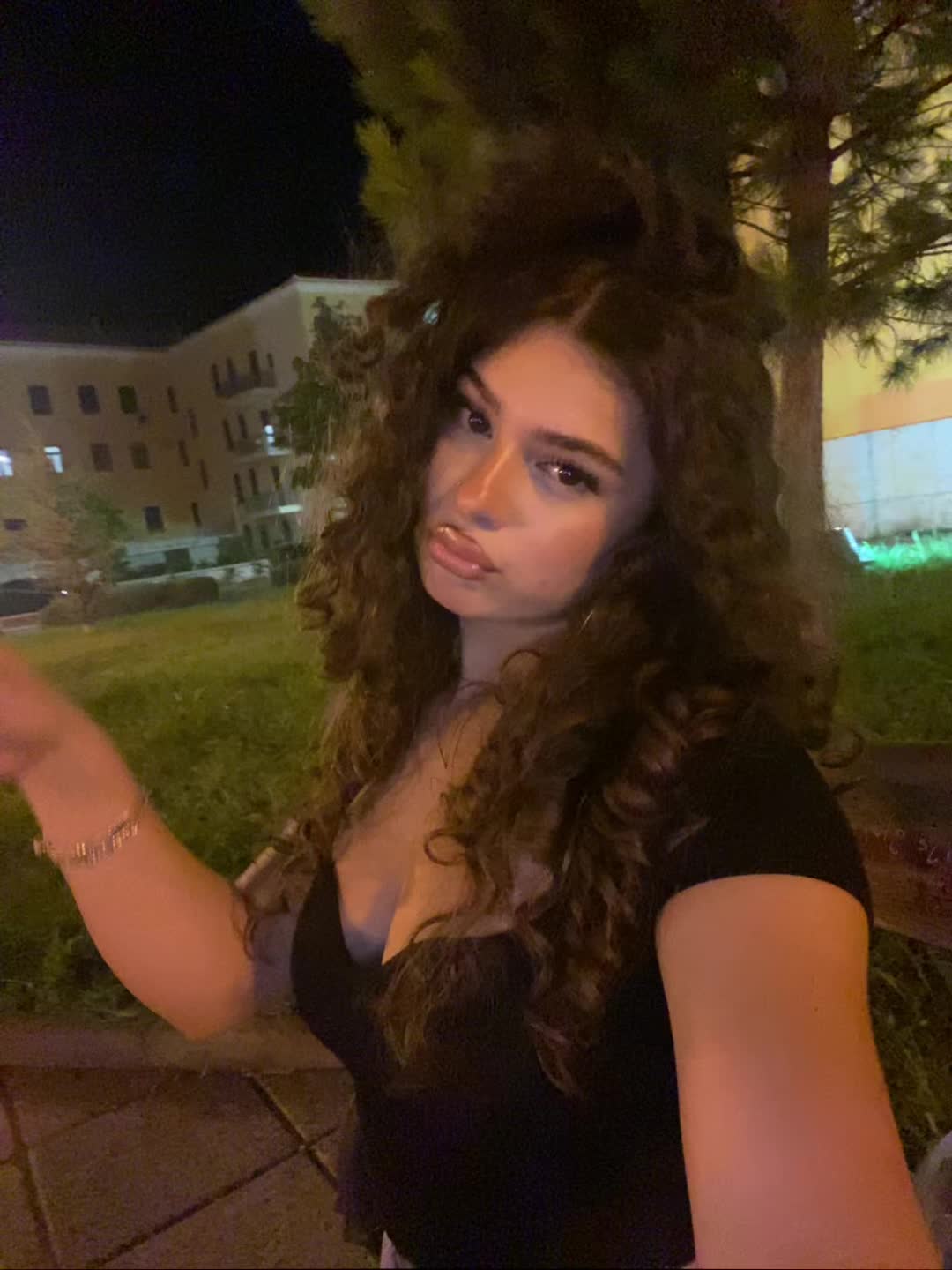 @shanagrimieri
