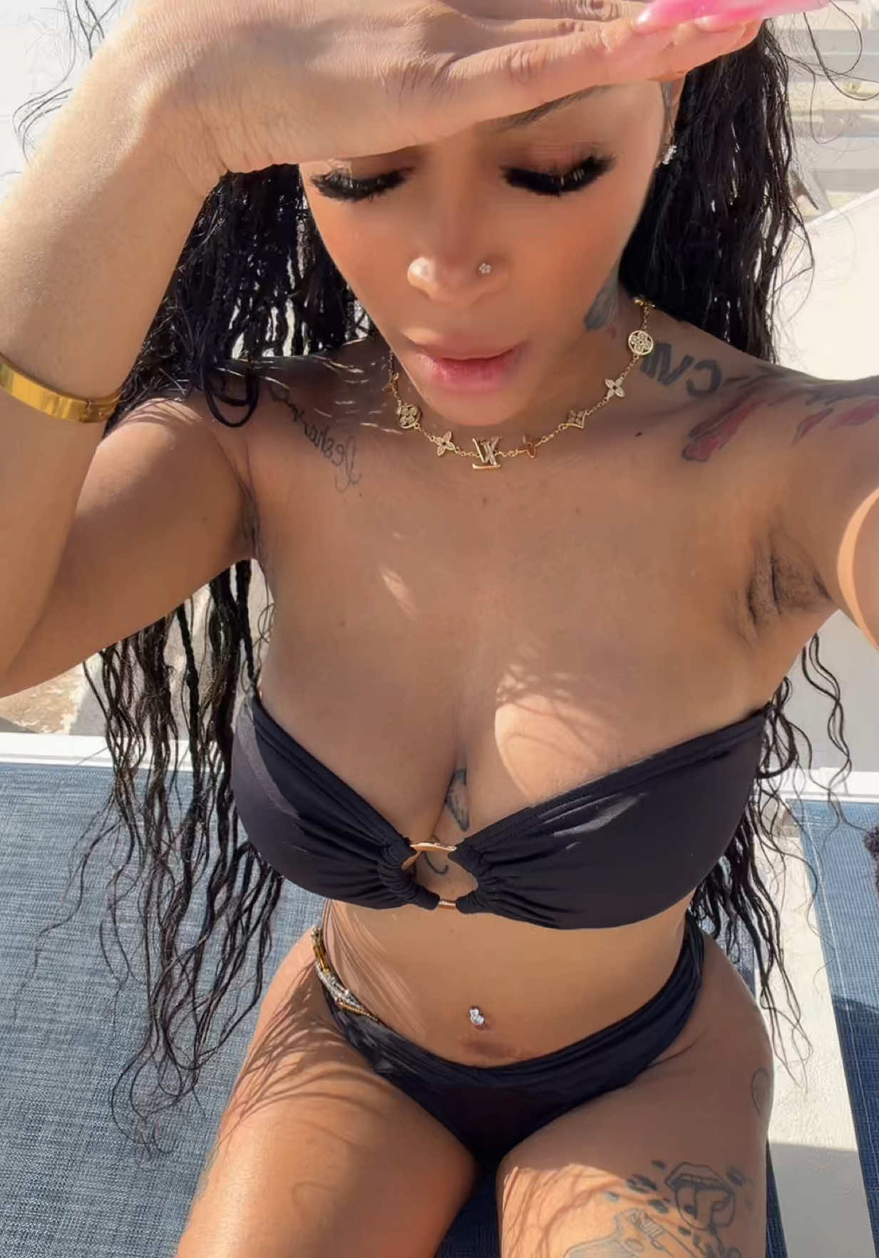 @Callhersin