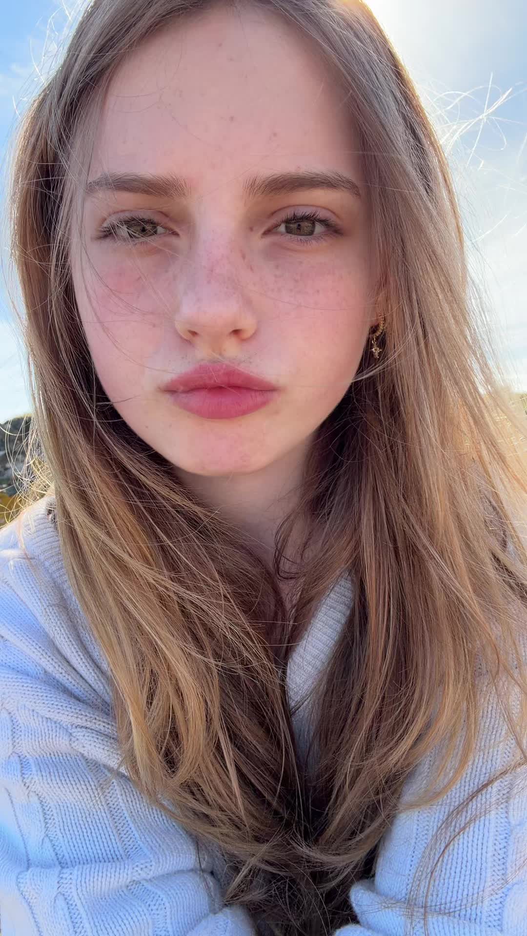 @Si Mo Ne