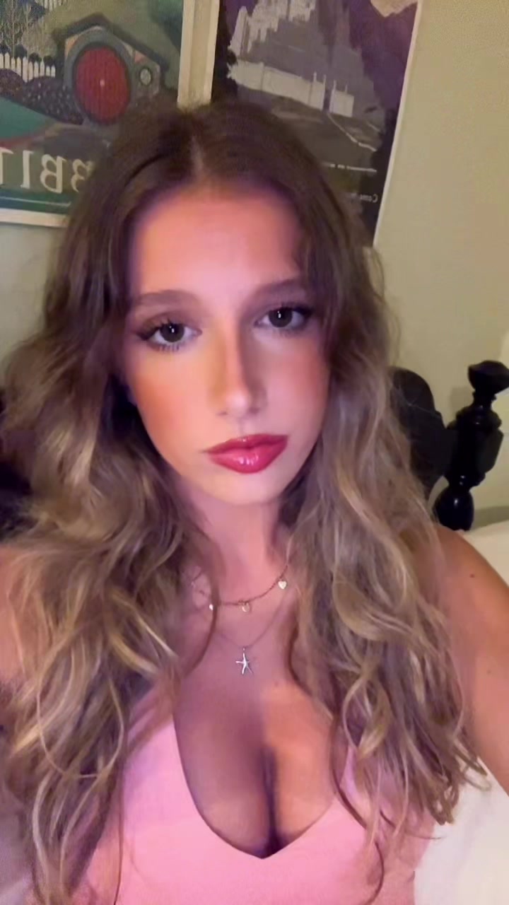 @carly