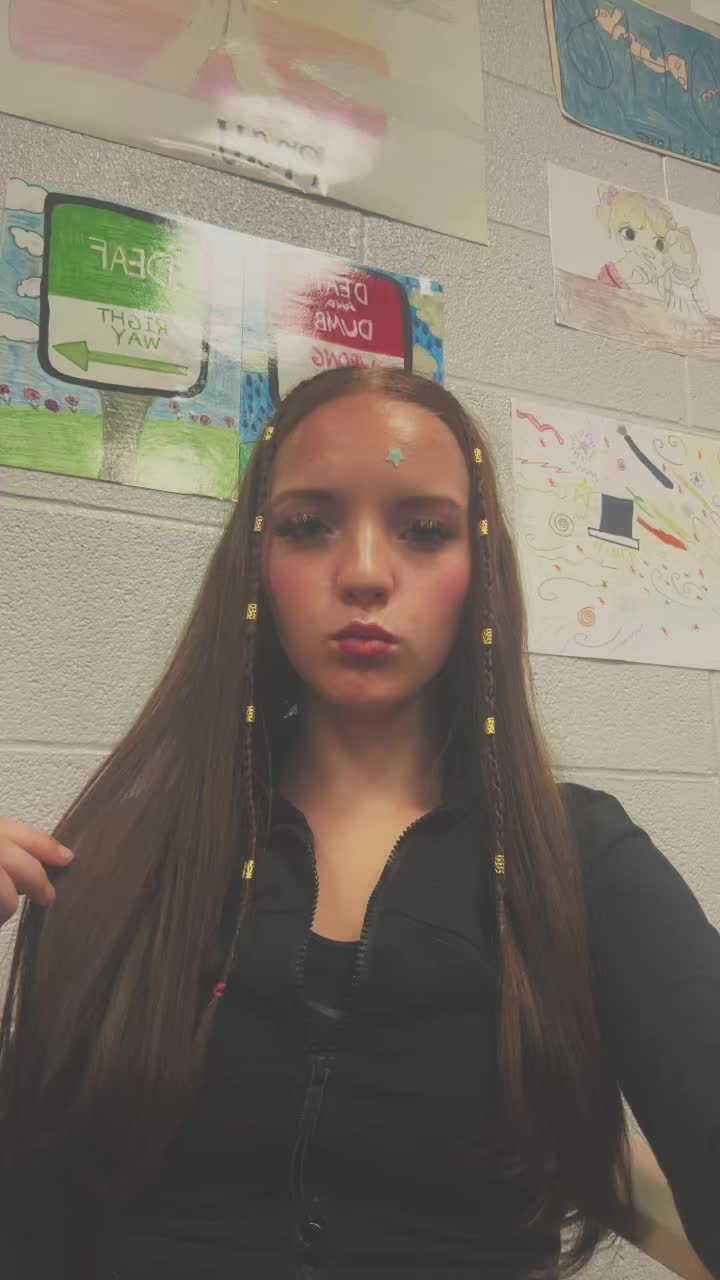 @ℰ𝓁𝒾𝓏𝒶𝒷ℯ𝓉𝒽🪼