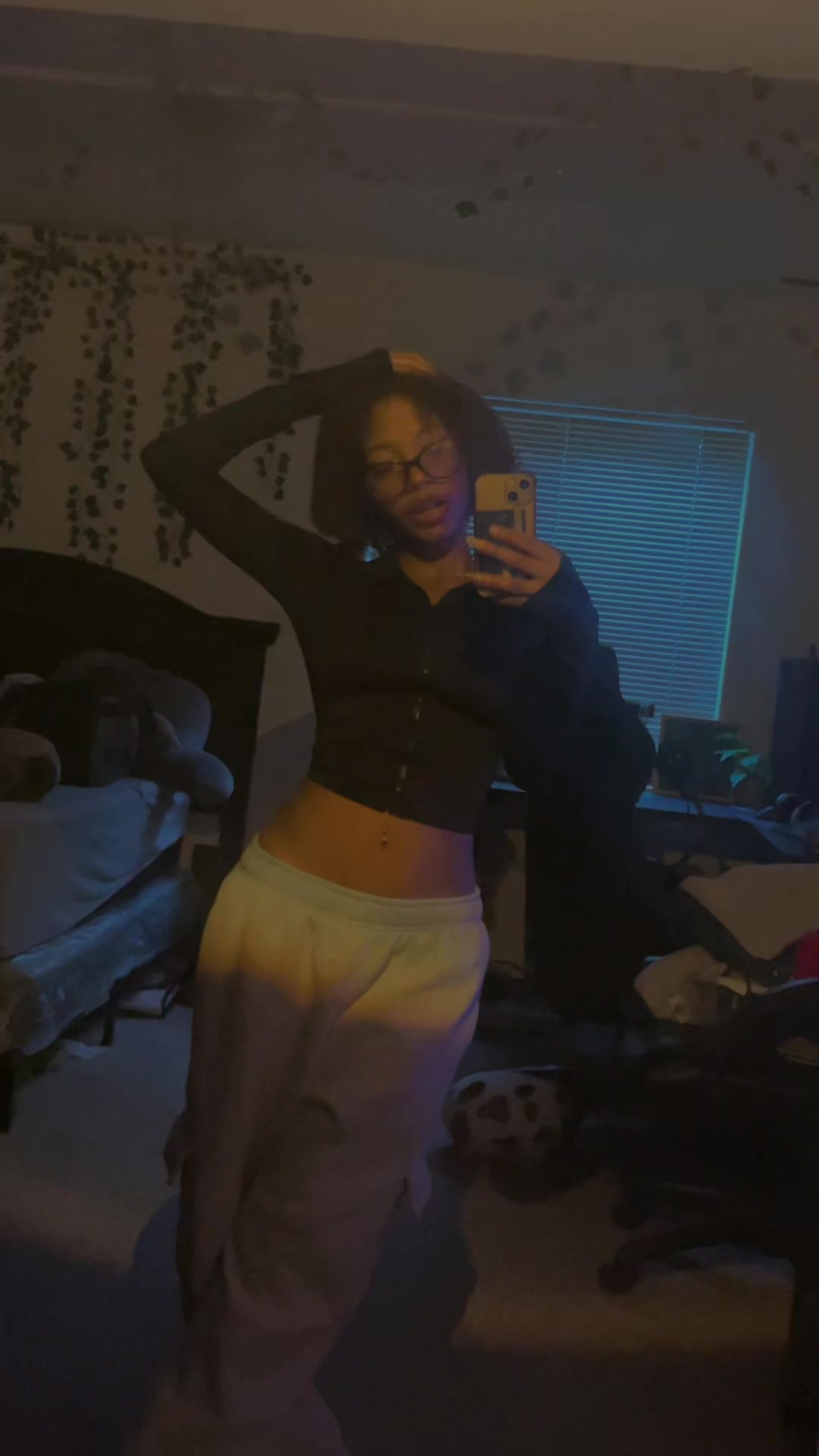 @T