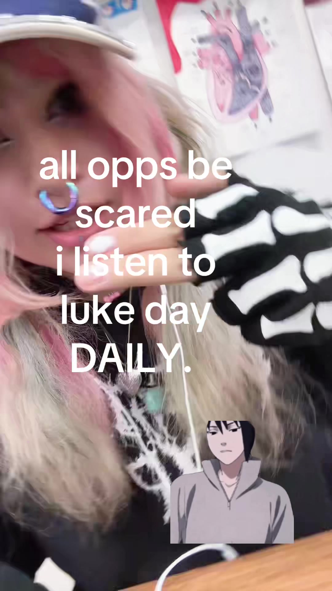 @⚜️