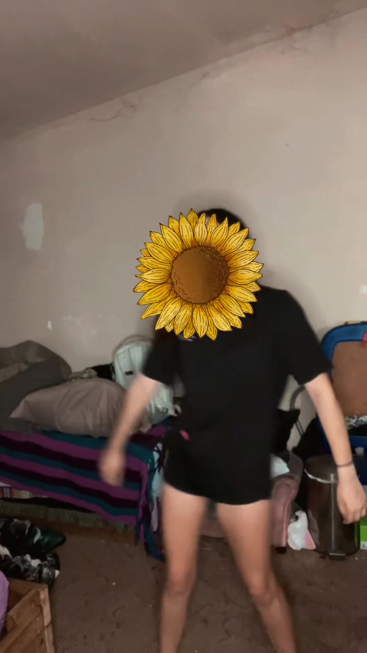 @Emilyyy18