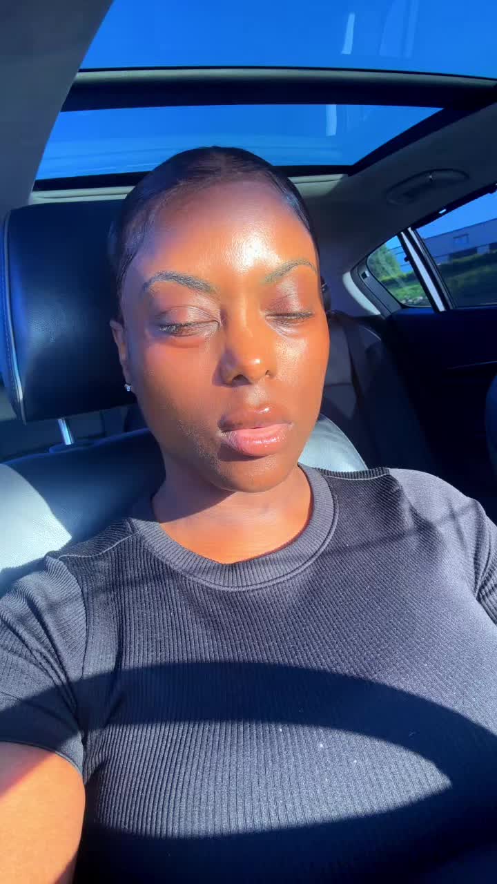 @AmazzingAnn