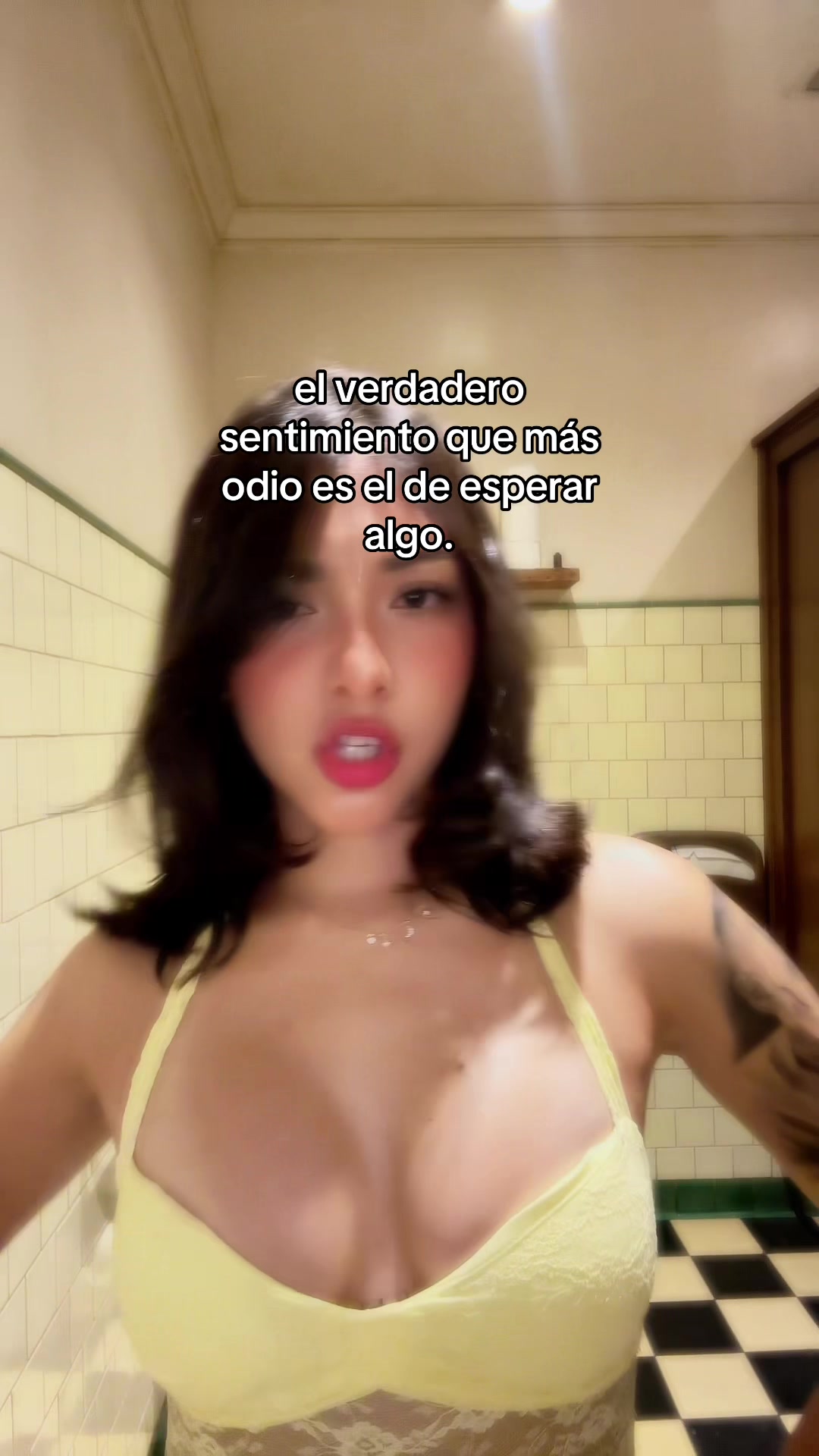 @Janelyyy