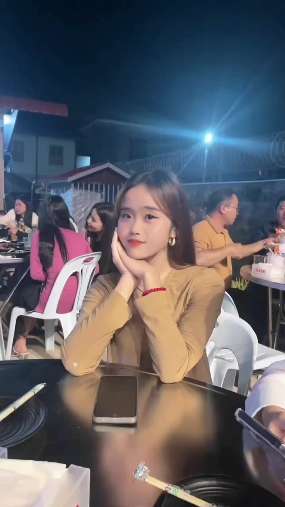 @Juny_aornphawe(ဖွေး)👩🍳🎂
