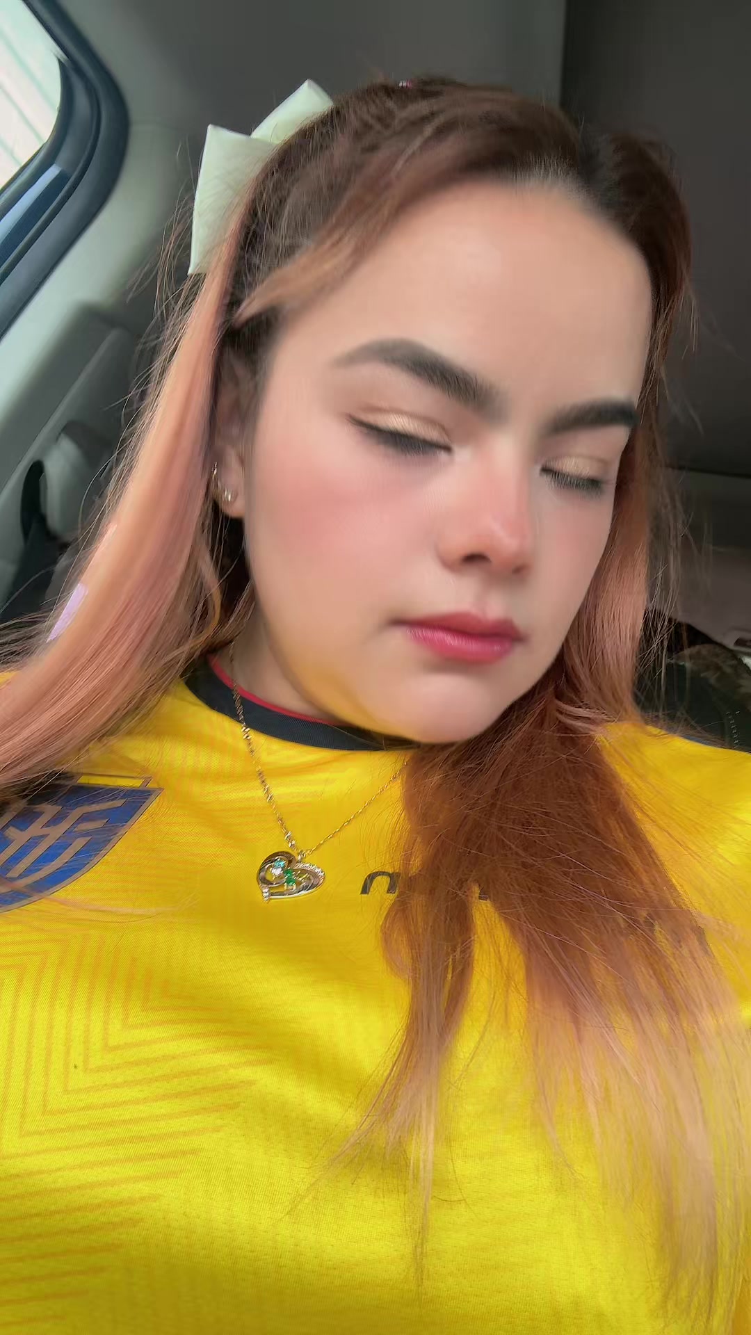 @Bella Leiva