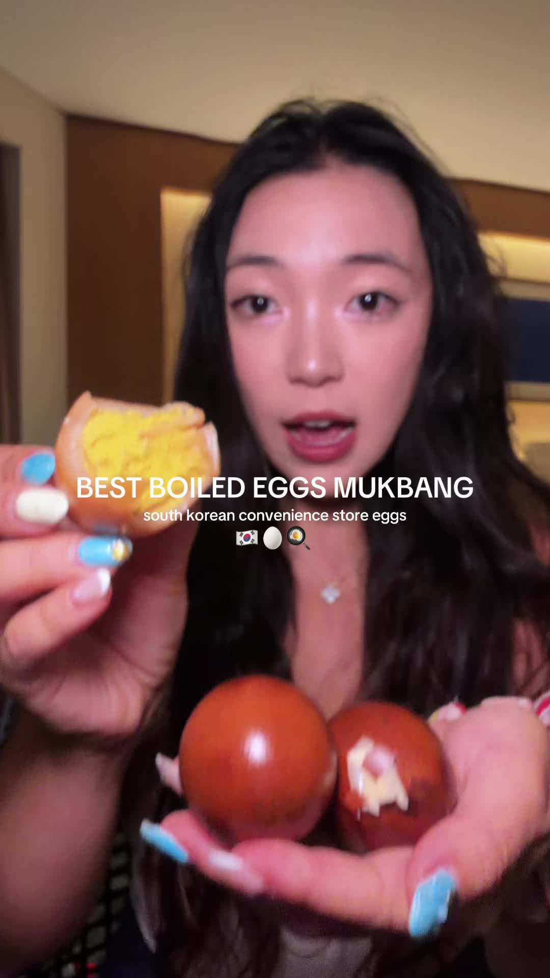 @charlikestoeat