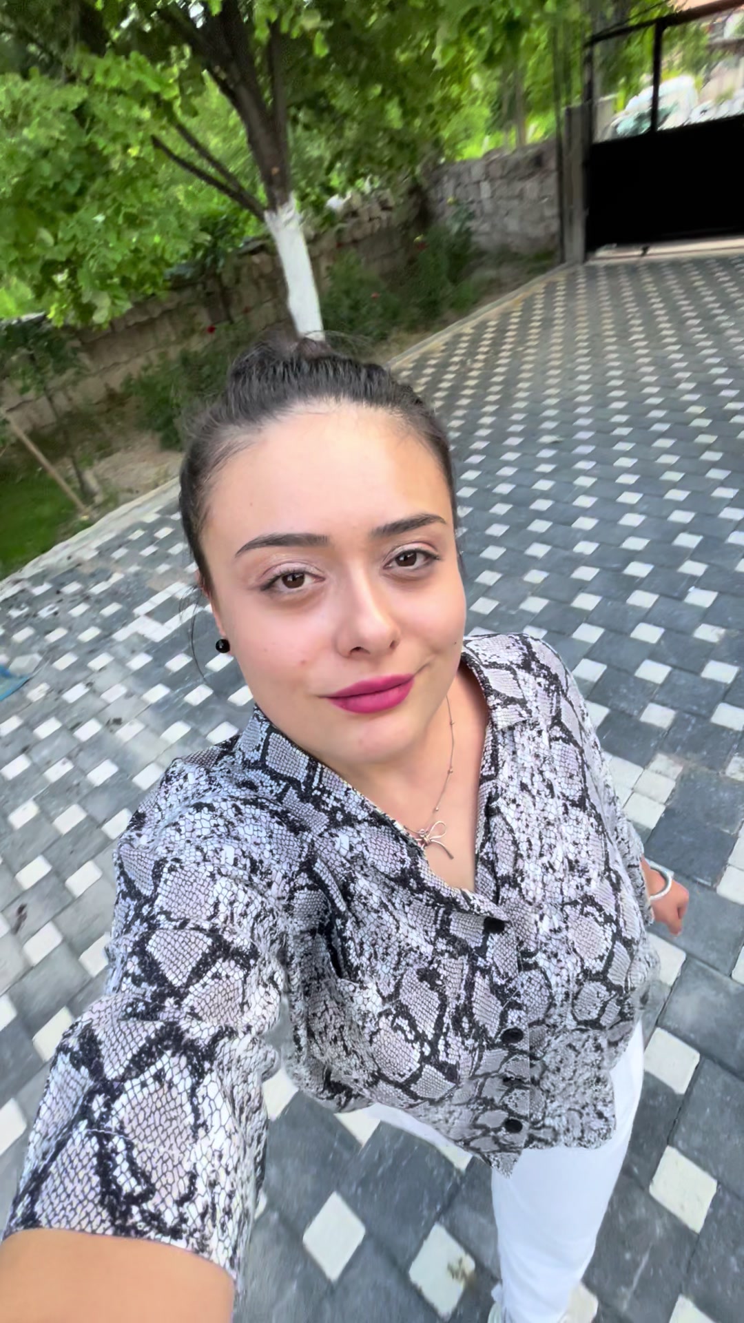 @G&ouml;ksenin Şahin