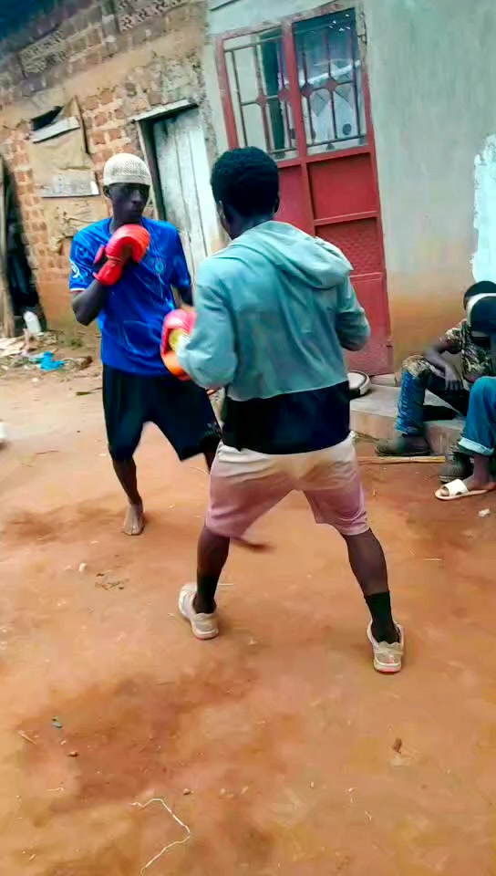 @Kabazzi_ug256