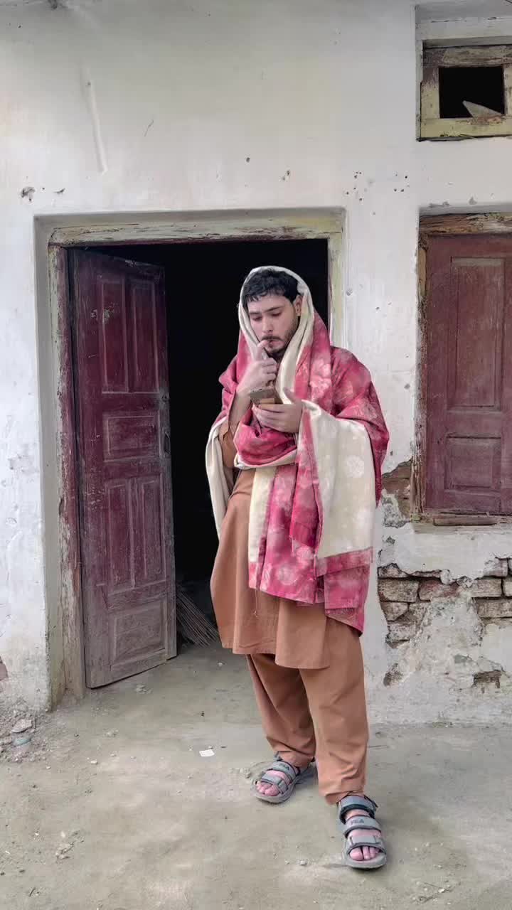 @hasnainshahi_27