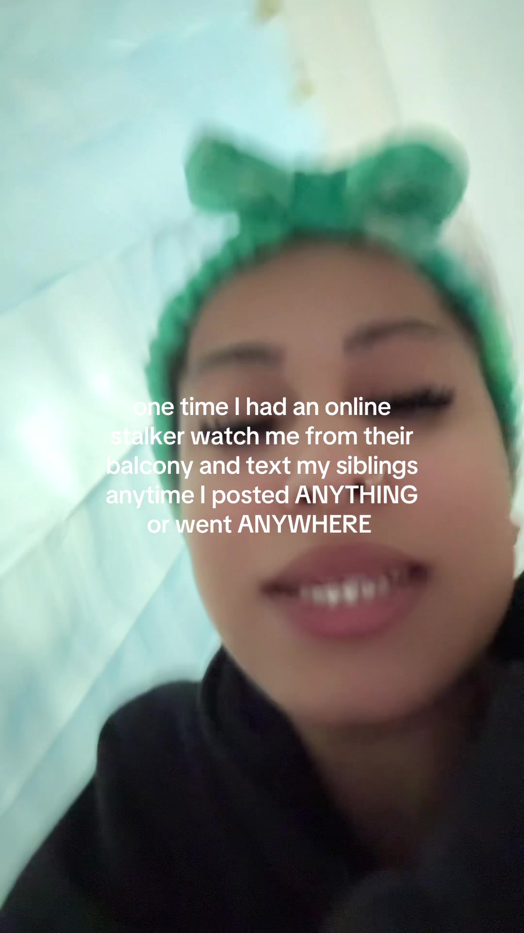 @ELLENIA MIONI