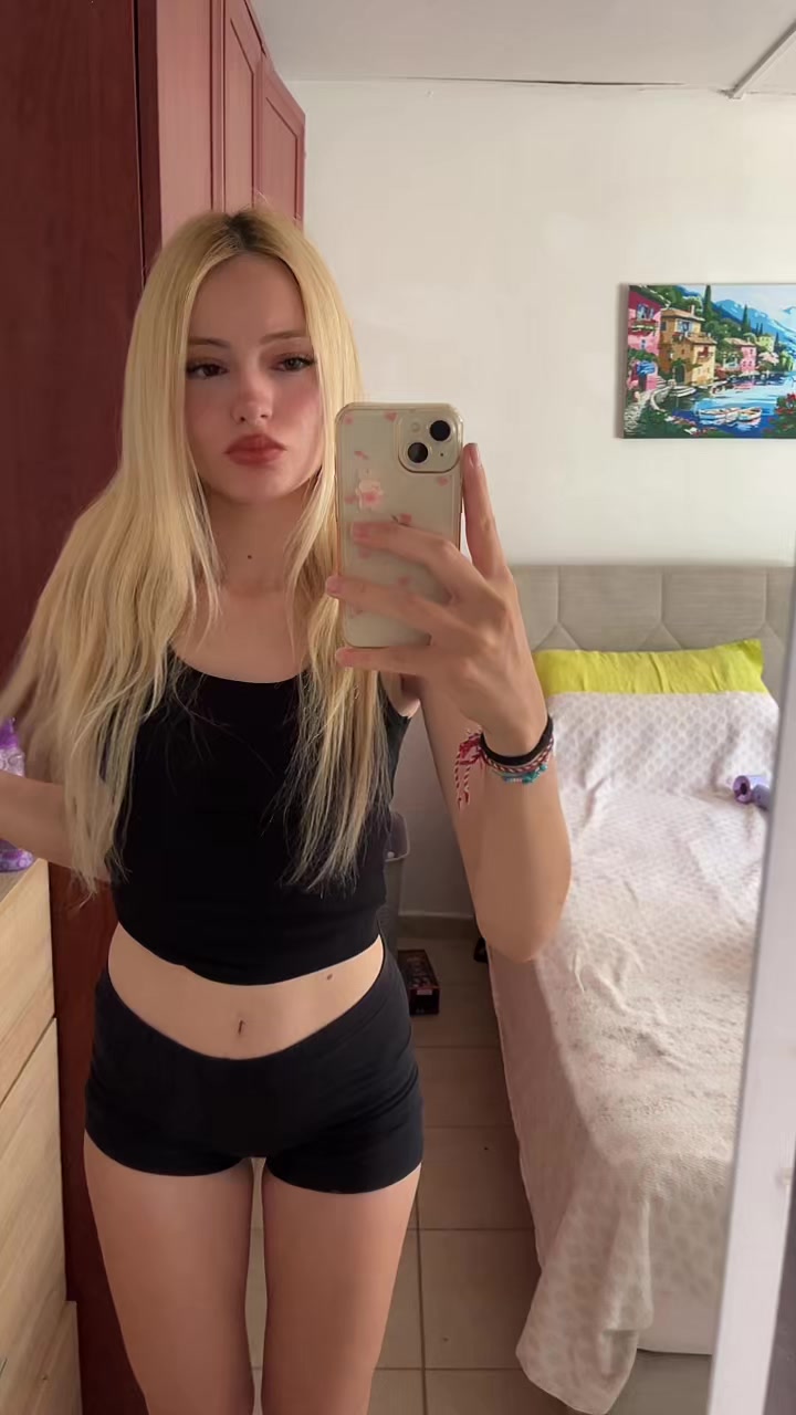 @Ayşenur
