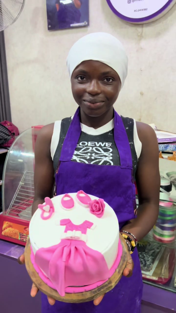 @mbs_cakes_pastries