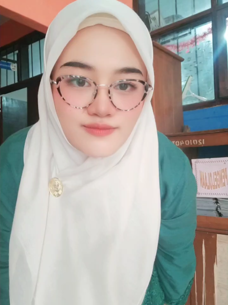 @putrisansan1234