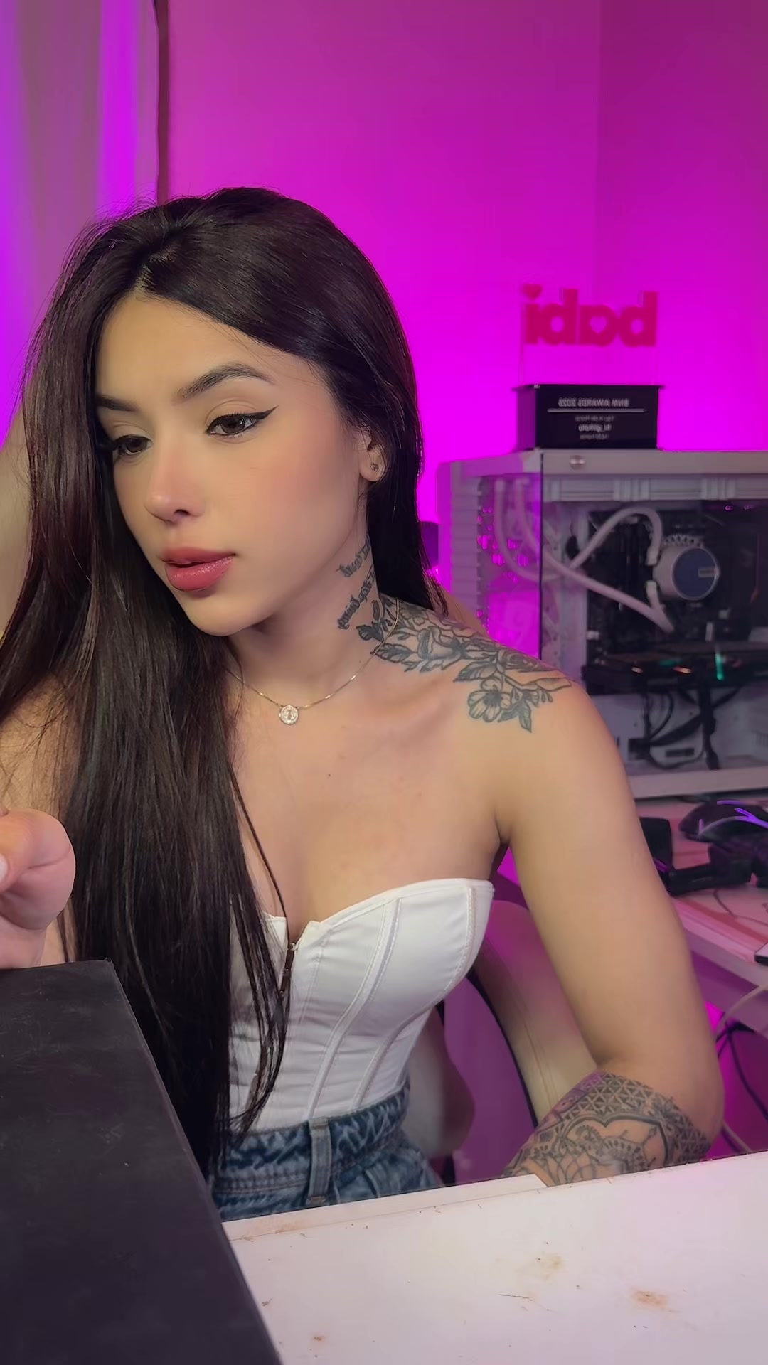 @Tata 🐈🌼