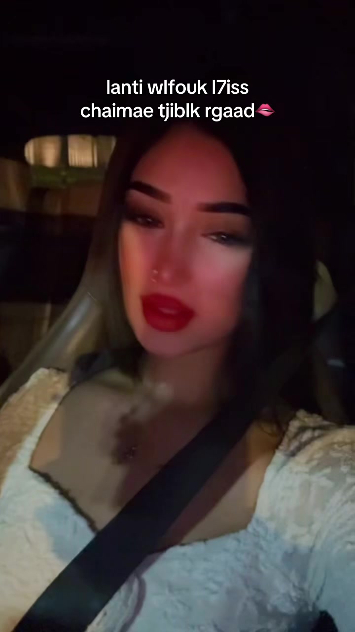 @🦋