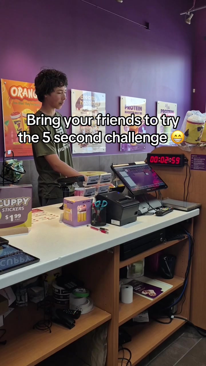 @Booster Juice Brantford