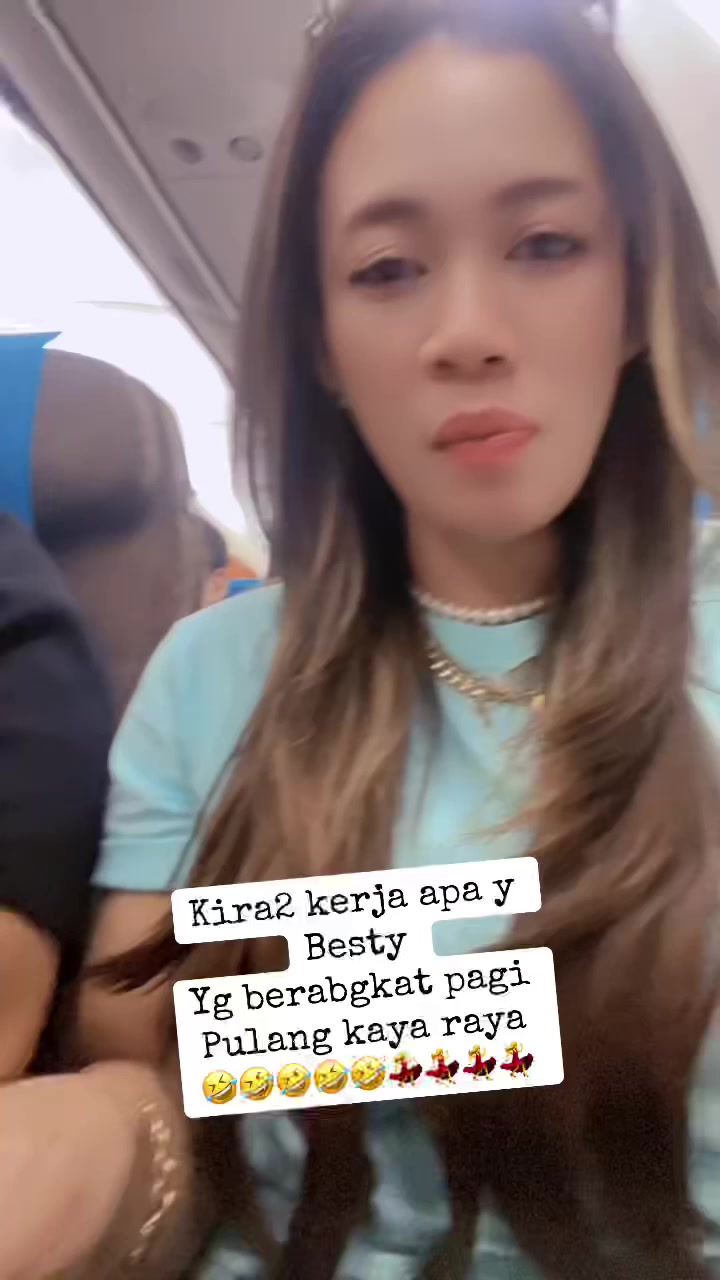 @riaestiana28
