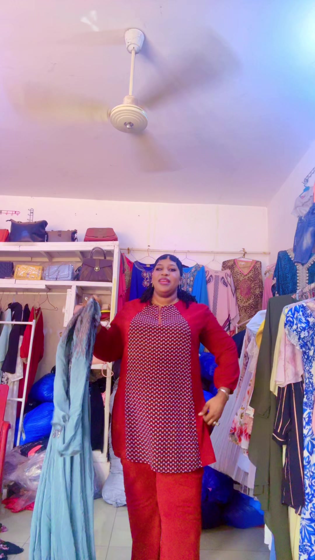 @Nènè-kan-suguba👗🥻🩴👜