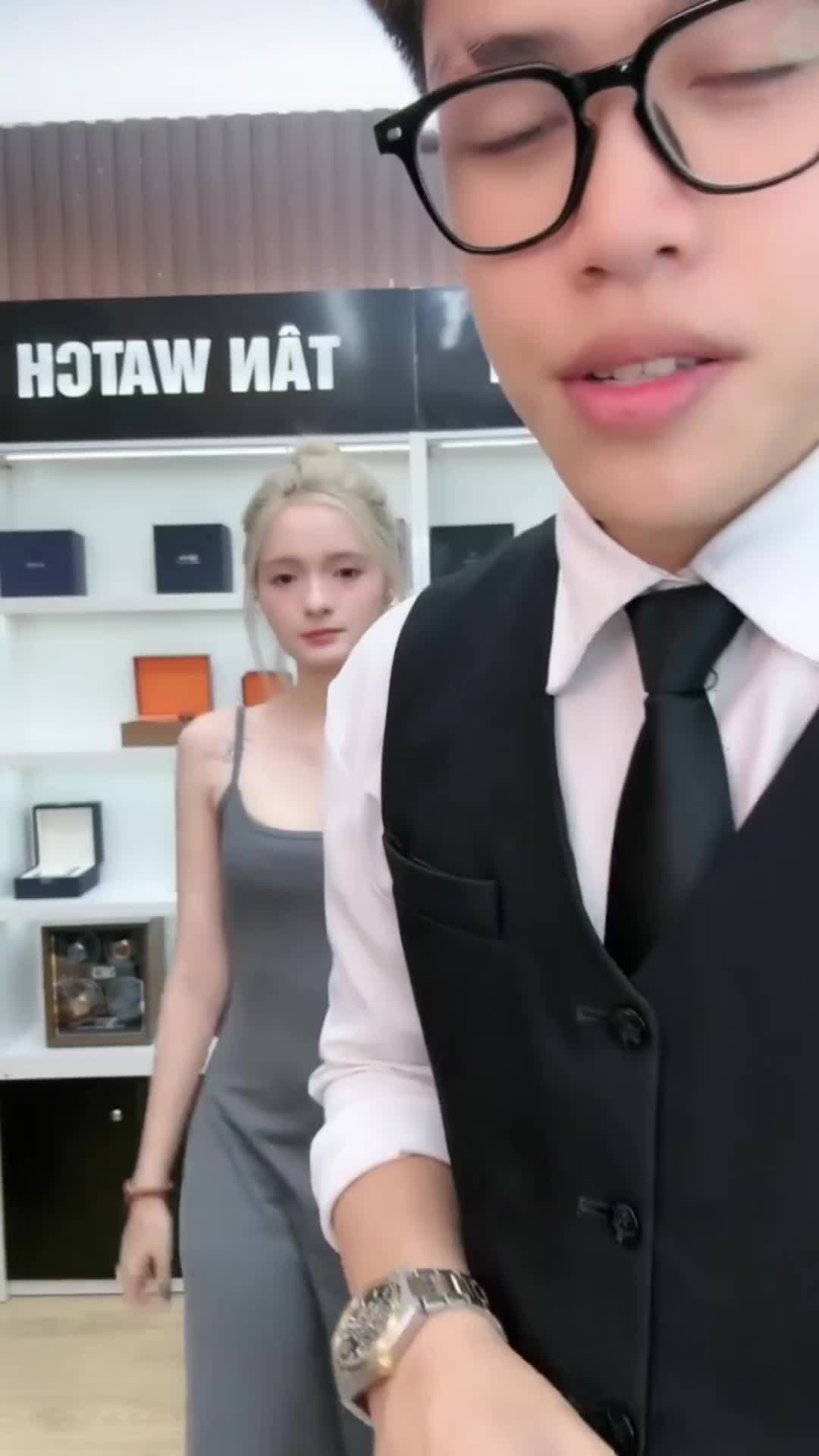 @Do&atilde;n Gia T&acirc;n
