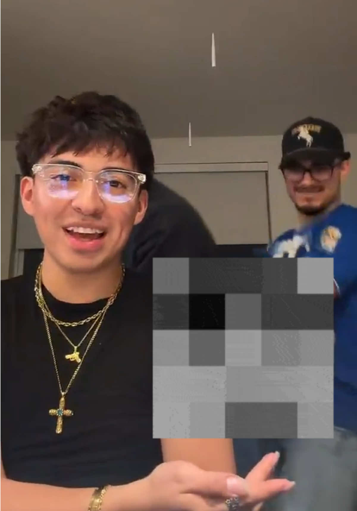 @crustytons