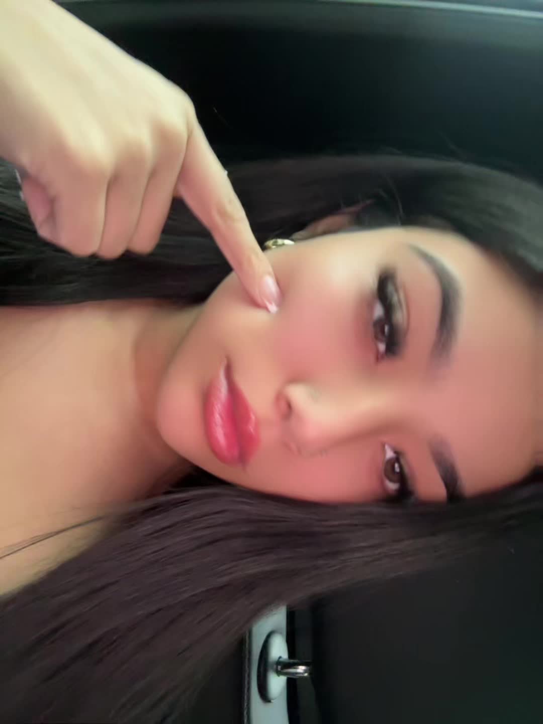 @𝓃𝒶𝓎𝑒𝓁𝒾