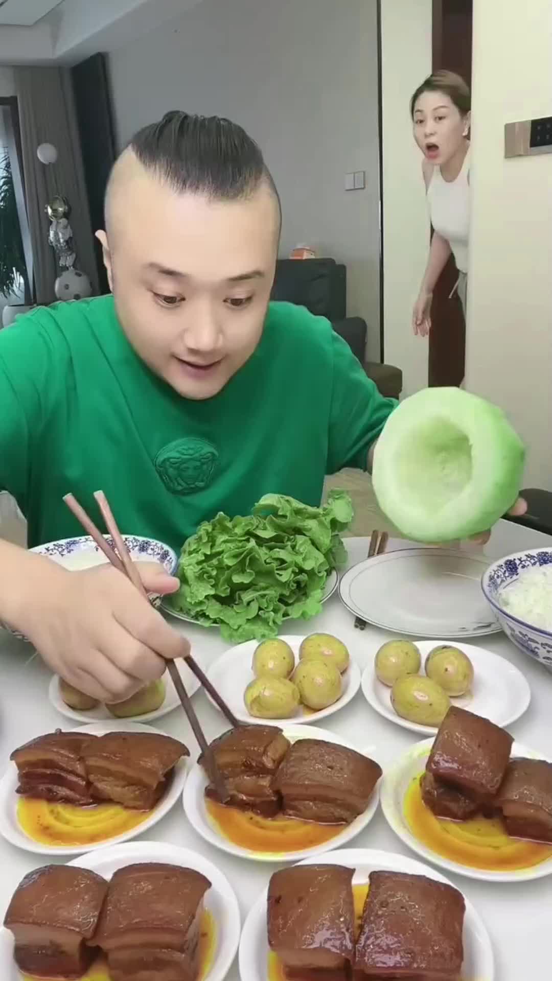 @foodmukbang