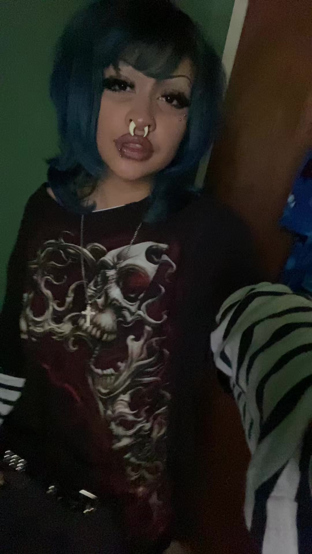 @Bruja cruda