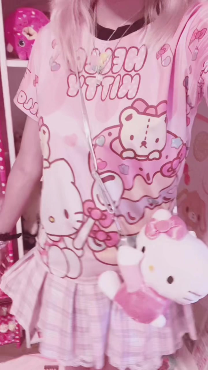 @CupcakeKitten 🧁🐾