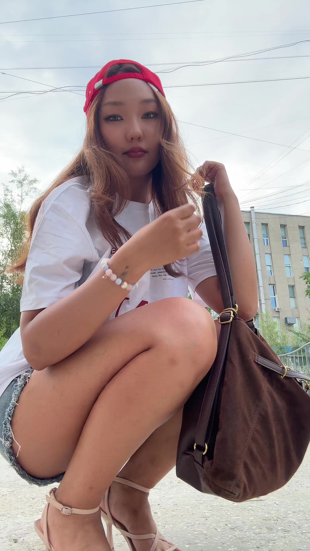 @Aina