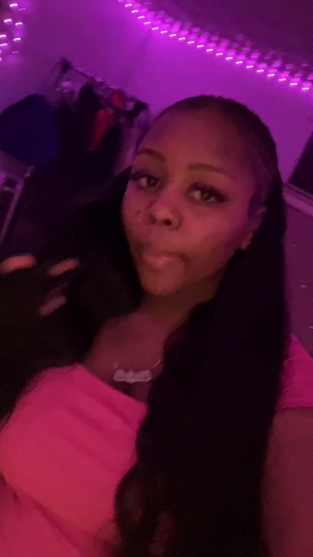 @checkonchelle