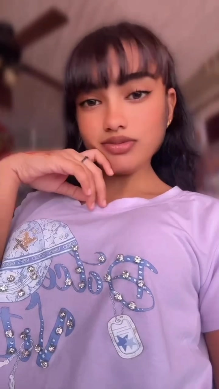 @👑𝐏𝐑𝐄𝐓𝐓𝐘👑