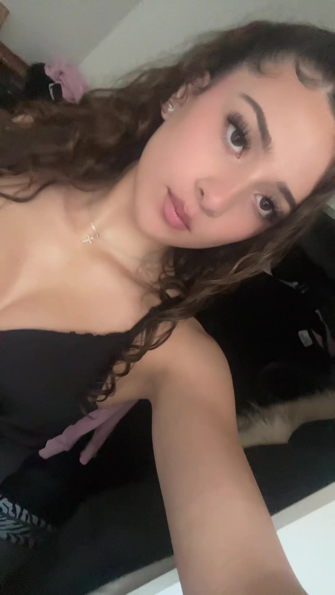 @Lola_cola