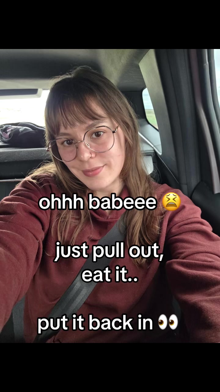 @Melina 🧸