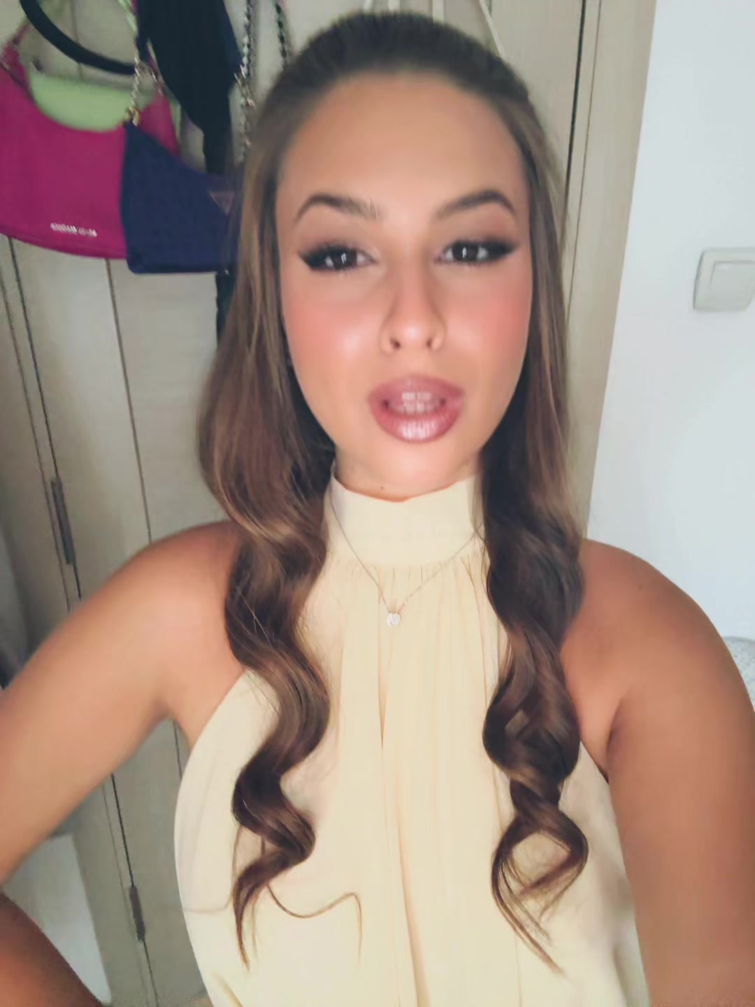 @Елена