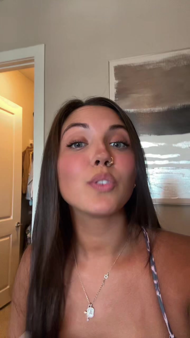 @Alexis