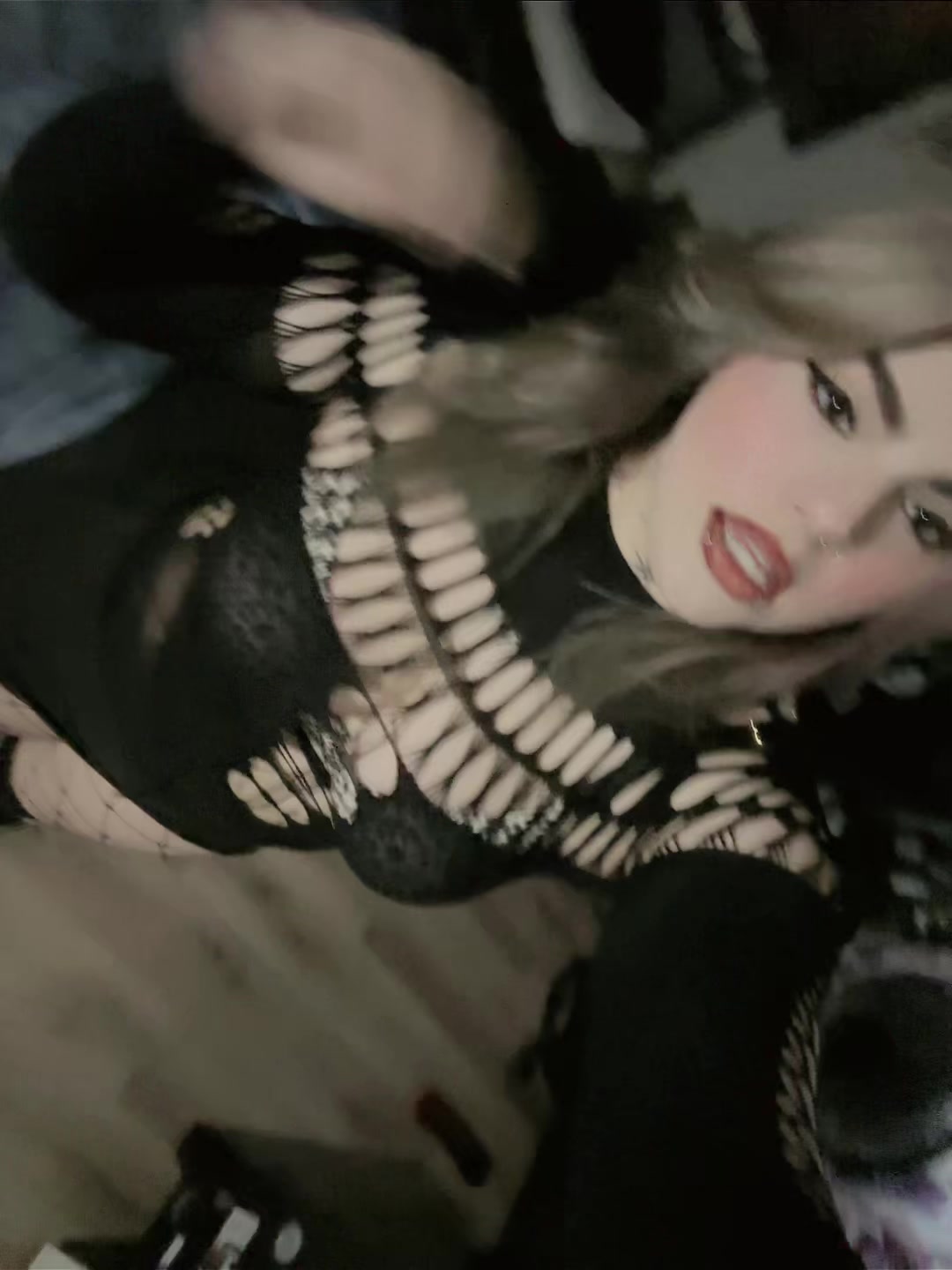 @Dead_hamster_puxxy
