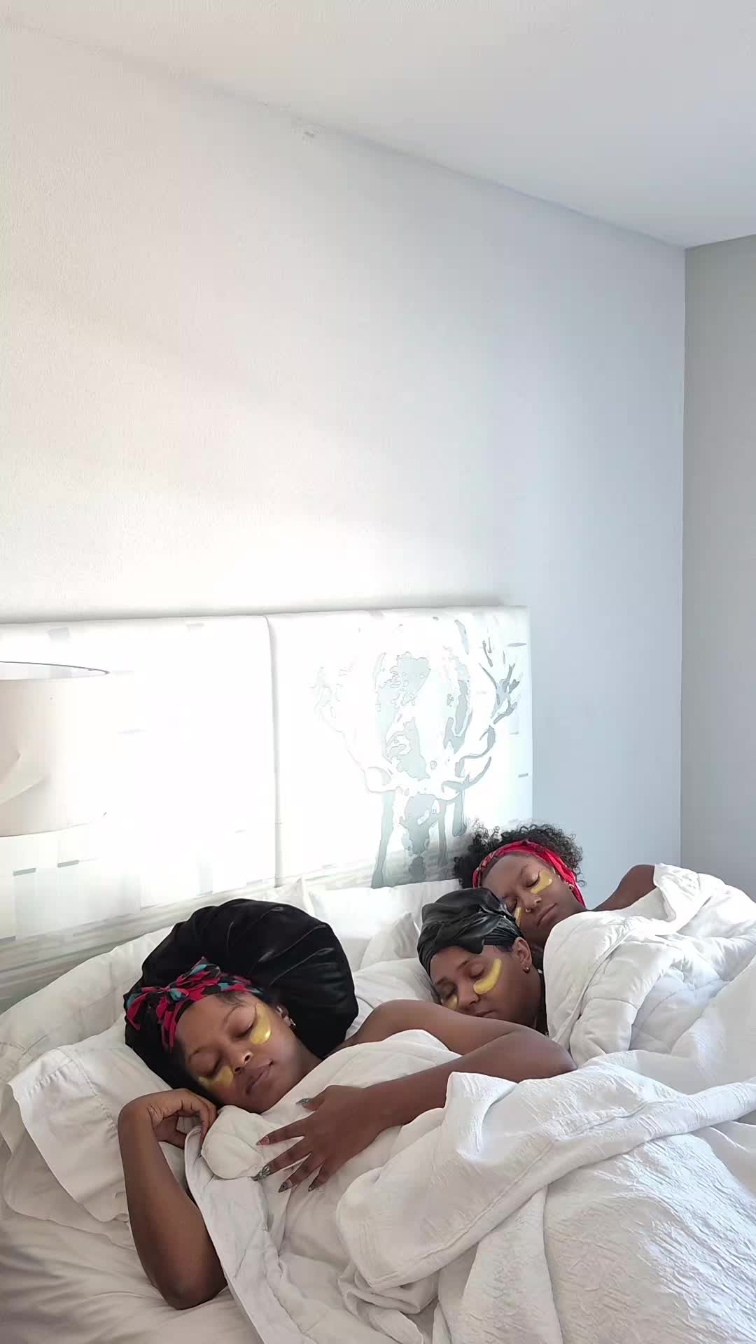 @Michaela Alexandra