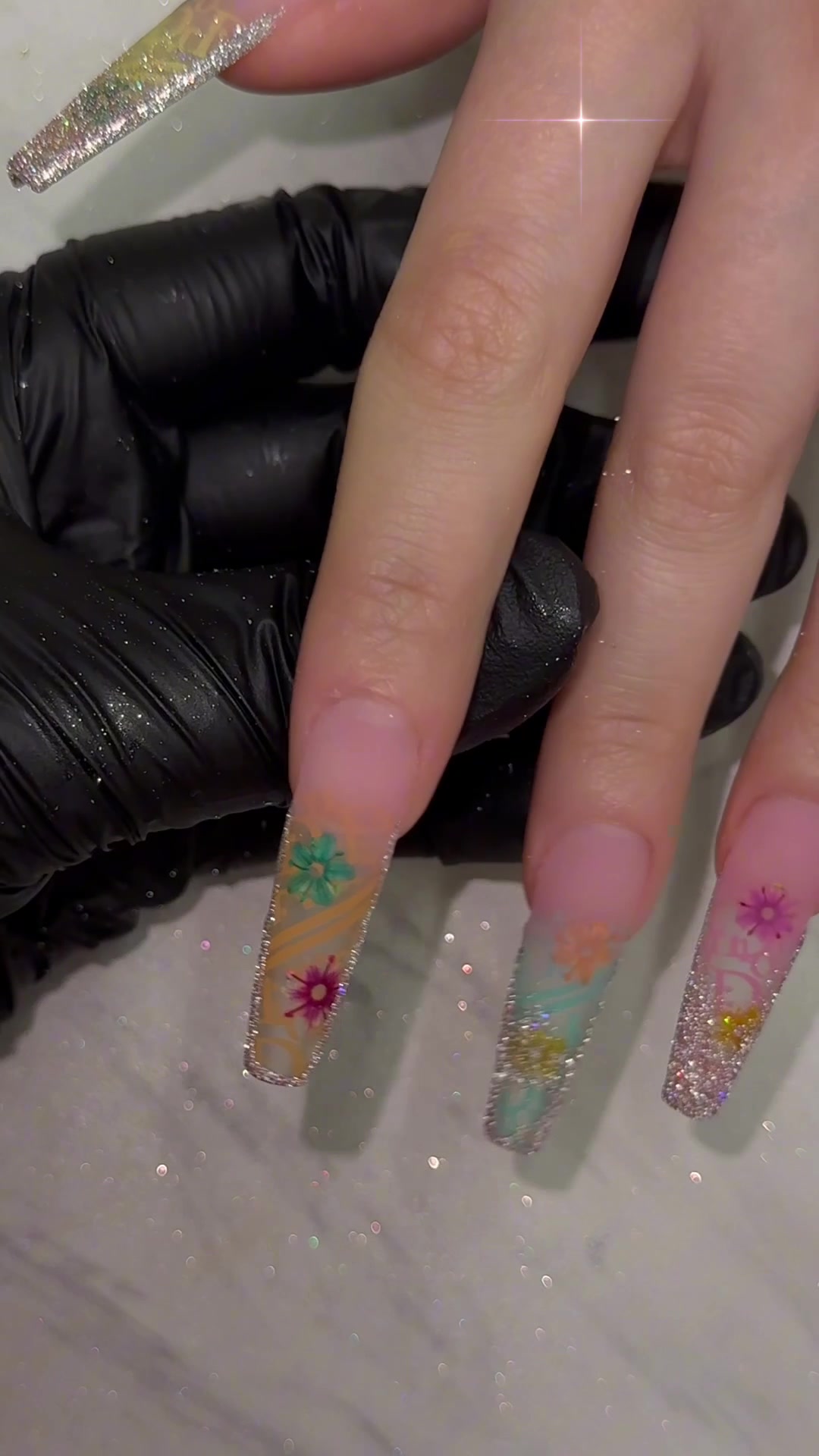 @Riya's Nails
