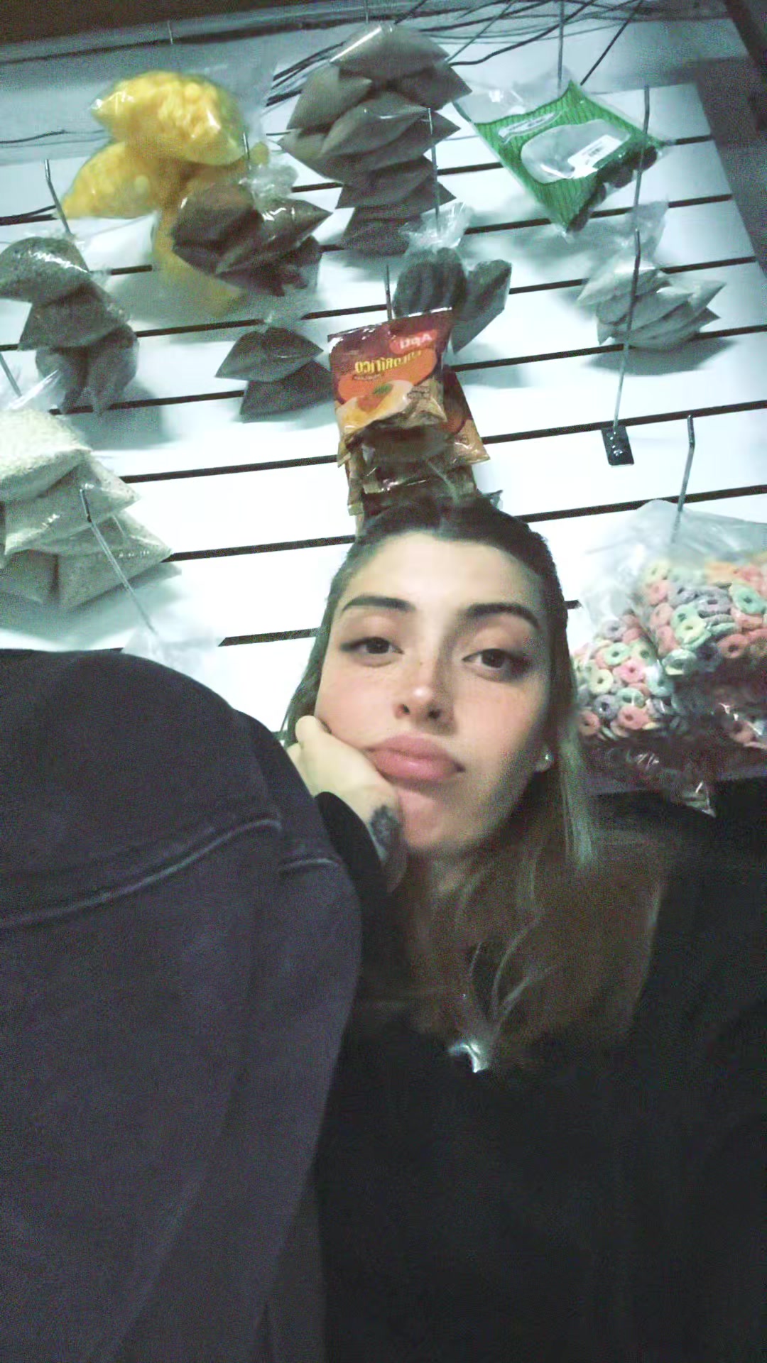 @Yaliana🍀