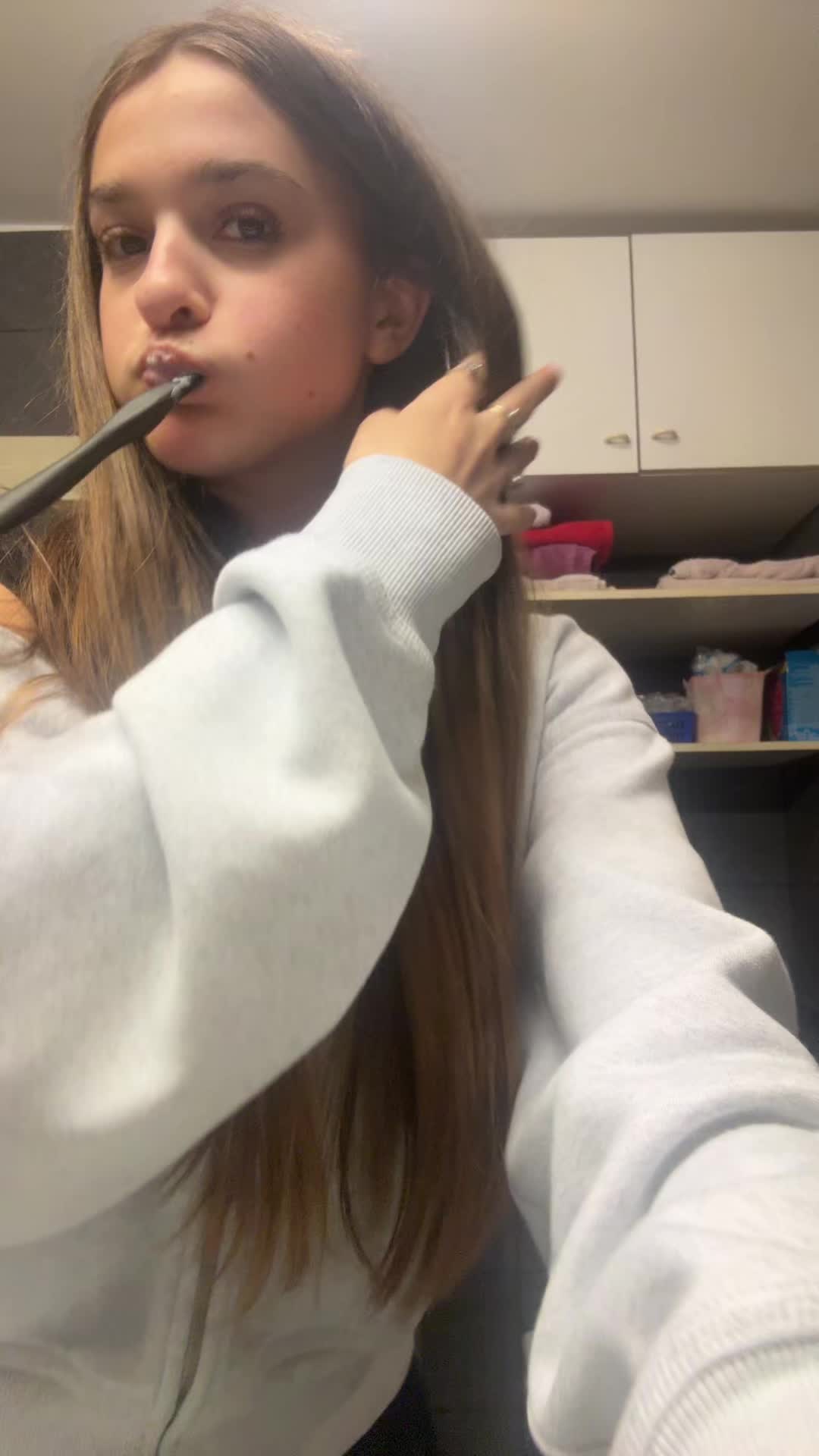 @tara.petracc
