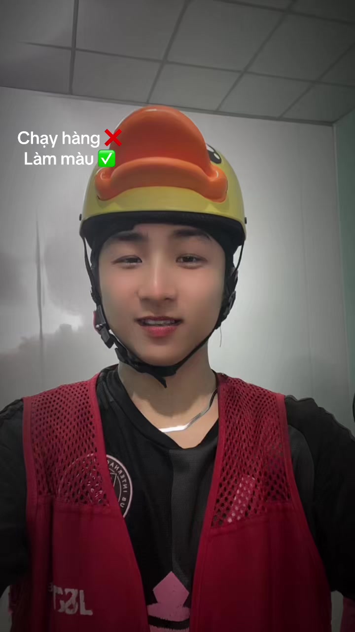 @𝐓ⓗịⓃ𝓱 shipper🥷🏻🛵
