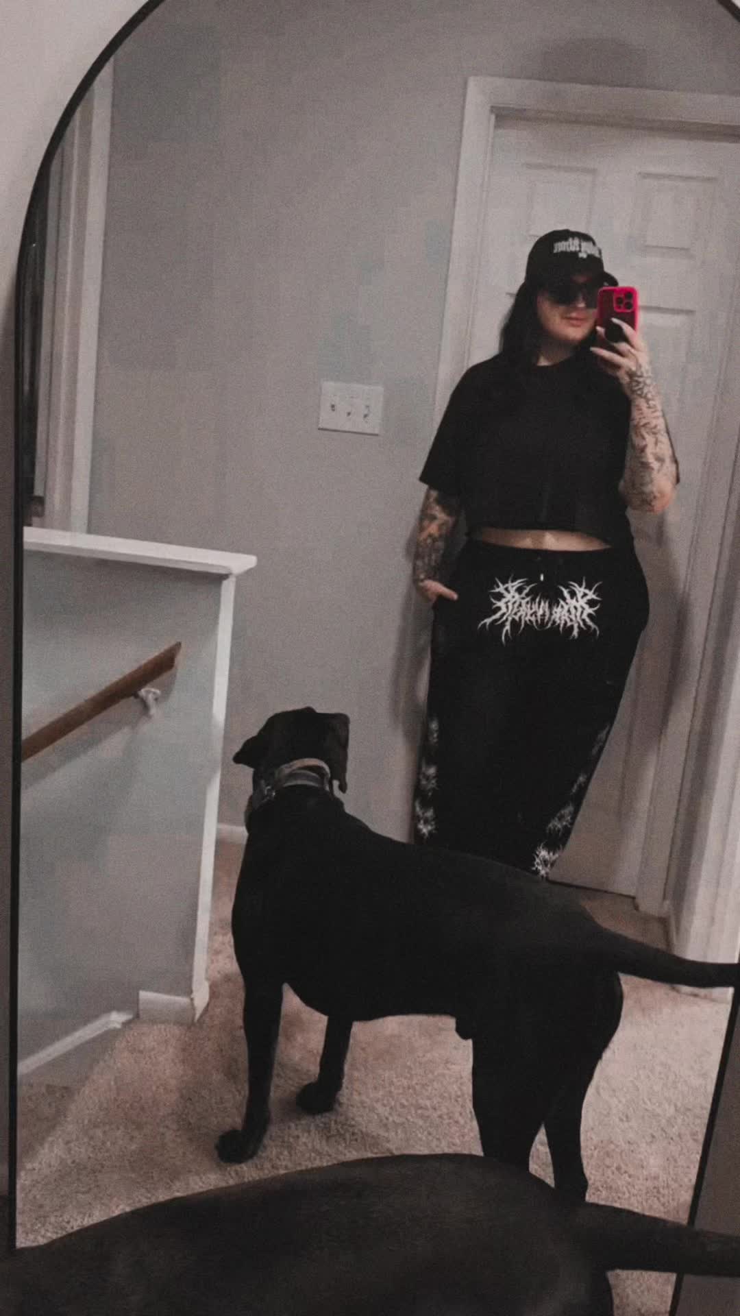 @Gothicccccc