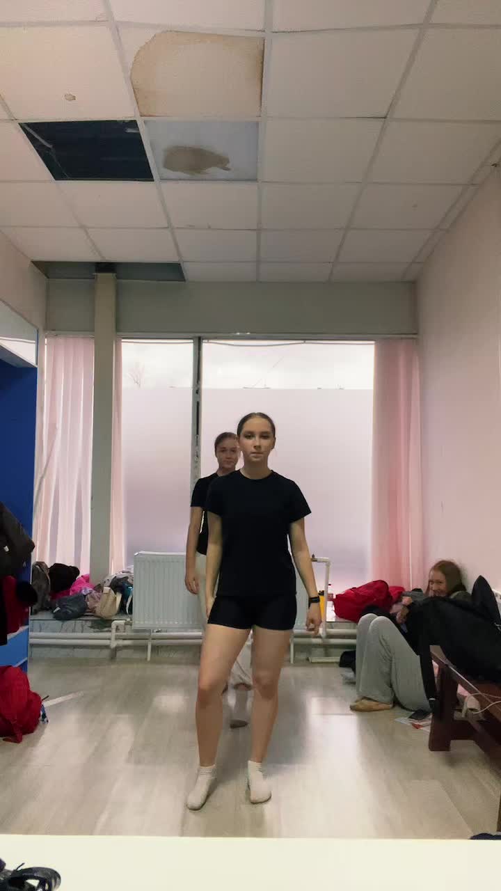 @arina_lolkek🙂↔️