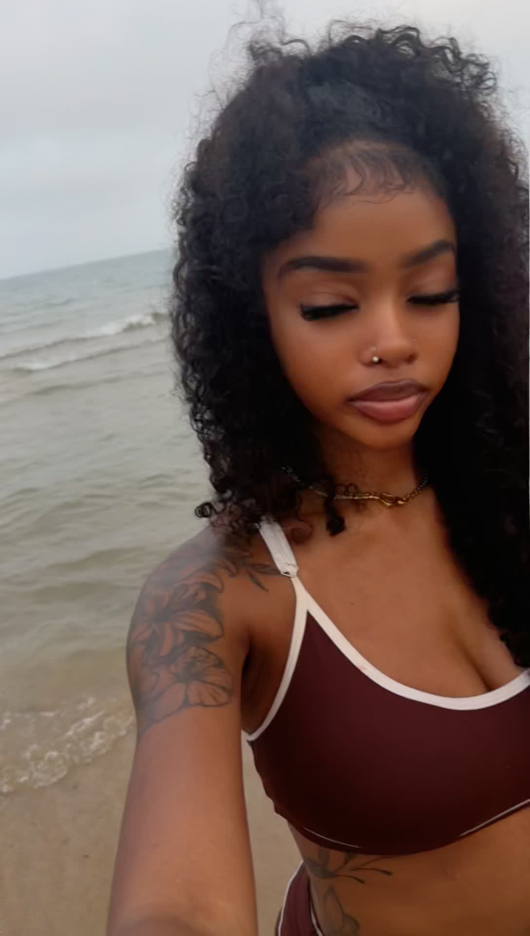 @ItsEssence🥥