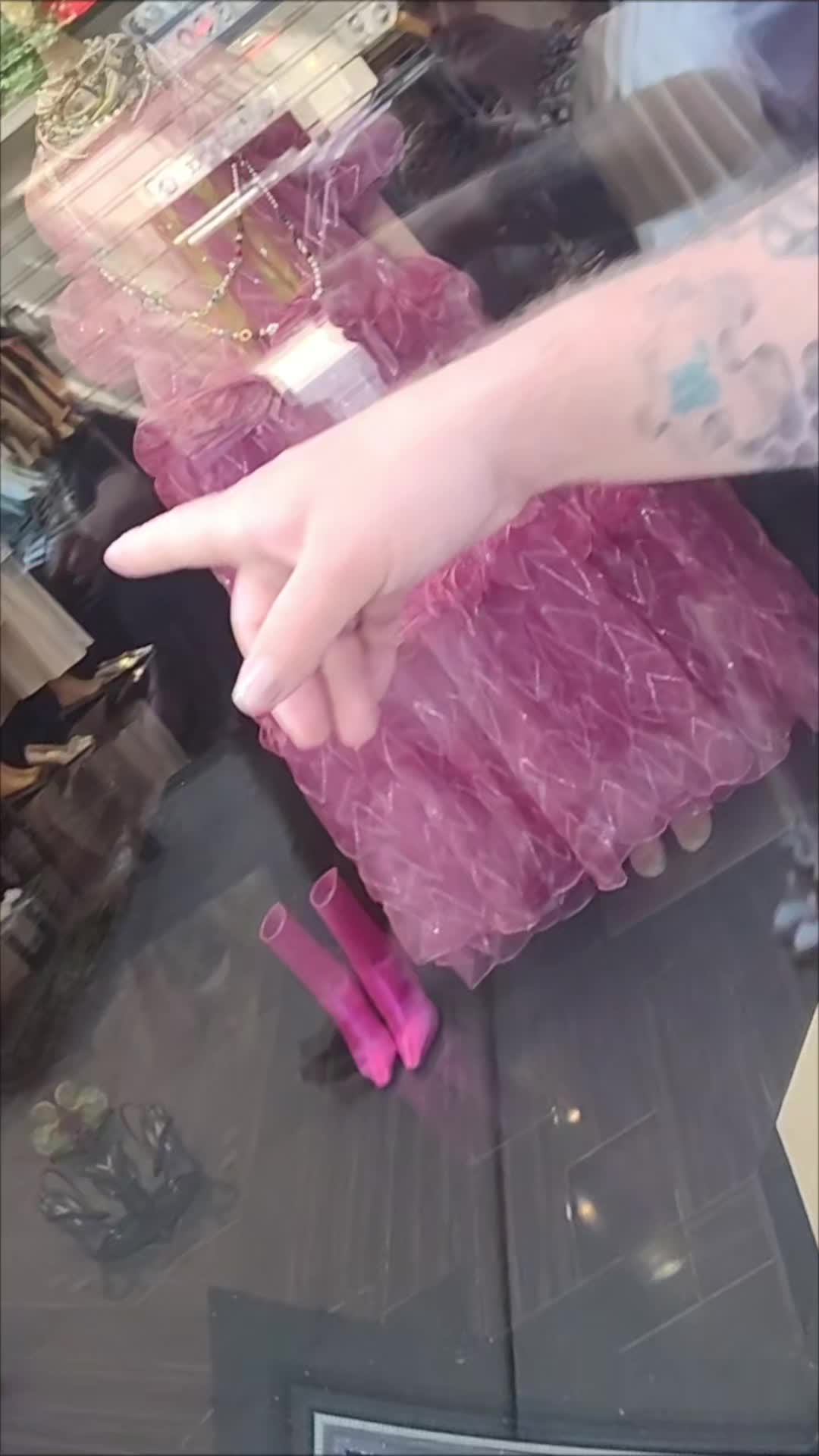 @Nikki
