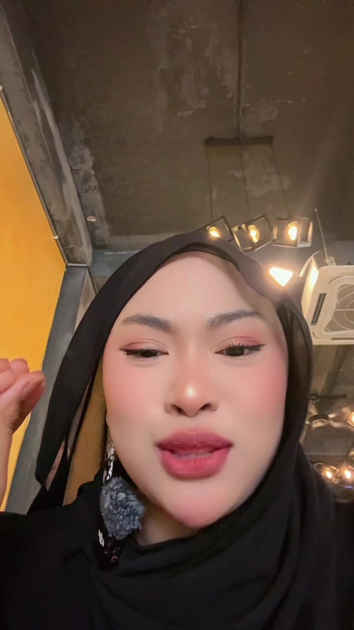 @Kaksue meow